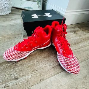 Under Armour 6.5 Red Soccer Shoes New in Box